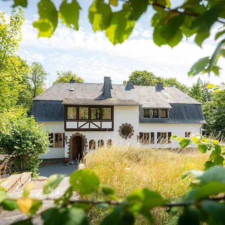 Landhaus Karbach Komplett Oder Einzelne Wohneinheiten Villa Inkl Sauna Bzw Waldhaeuschen Hirten Εξωτερικό φωτογραφία
