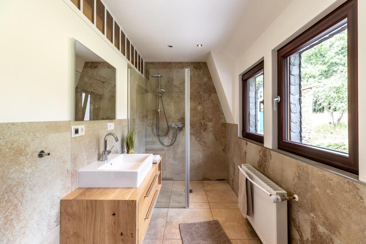 Landhaus Karbach Komplett Oder Einzelne Wohneinheiten Villa Inkl Sauna Bzw Waldhaeuschen Hirten Εξωτερικό φωτογραφία